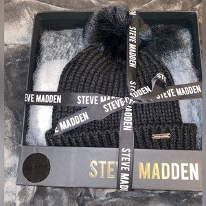 Steve Madden Women’s Hat and Scarf Set